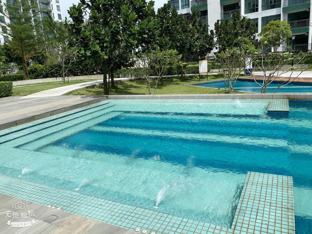 Homenest Jb City Poolview Suite By Cozy Home 조호르 바루 외부 사진